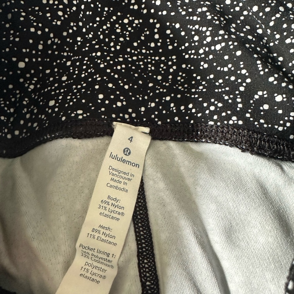 Lululemon Athletica Black and White Leggings with High-Waisted Design - Picture 3 of 3